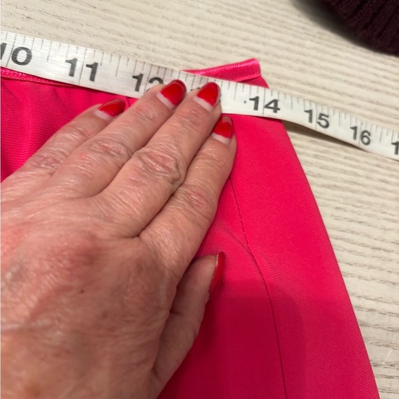 Cach’e Hot Pink Silky Skirt Sz Lg - Picture 9 of 10